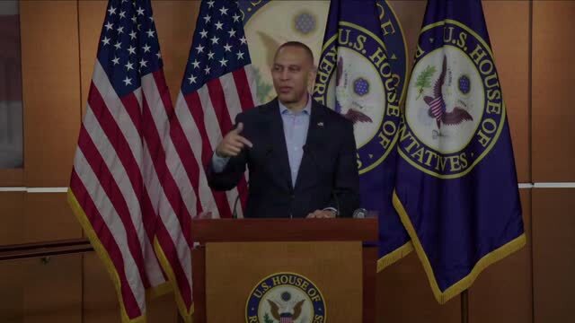 Hakeem Jeffries Blasts House GOP Celebrating OBBB: It ‘Devastated the Health Care of the American People’