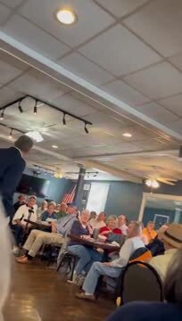 Crowd Turns on Thomas Massie’s Opponent Ed Gallrein at Campaign Event