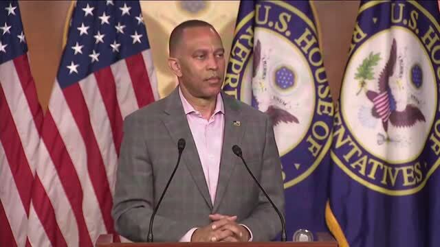 Hakeem Jeffries Calls Homeless People Being Bribed to Vote Democrat in California ‘a Far-Right Conspiracy Theory’