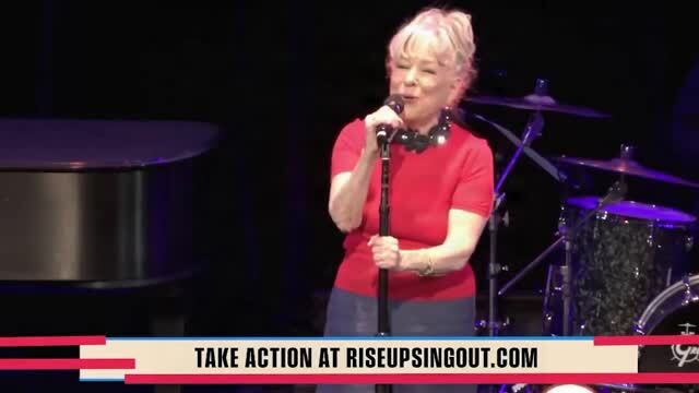 Bette Midler Performs a Cringe Resistance Song at an Anti-Trump Event in NYC