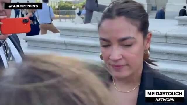 AOC on J.D. Vance Calling Her the Leading Democratic Presidential Candidate: ‘I Hope He Is’