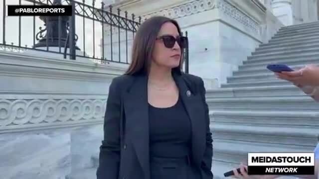 AOC on DSAers Calling Themselves Communists: ‘It’s a Free Country’