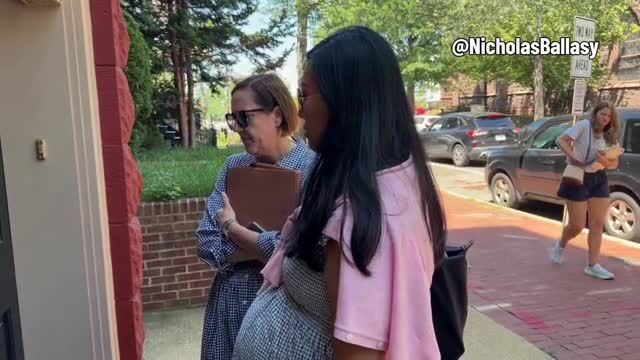 Sen. McConnell’s Director of Operations Ignores Questions About Senator’s Health