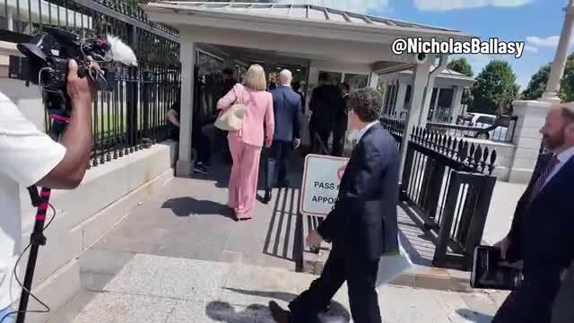 Crypto Industry Leaders Visit White House to Meet with Trump