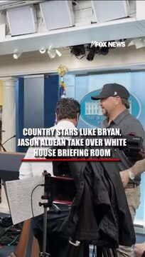 Country Stars Luke Bryan and Jason Aldean Stop at the W.H. Getting a Taste of the Press Sec. Spotlight: Heard That There Is an Opening for Press Sec.