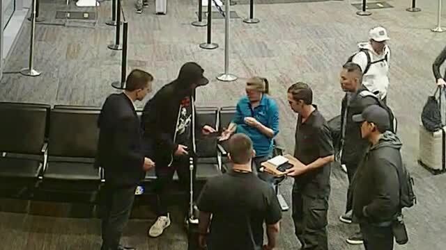 Video Shows Moment Eric Swalwell Is Surrounded by FBI Agents at San Francisco Airport
