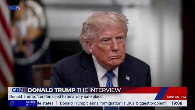 Trump: Obama Would Talk About the ‘Carbon Footprint,’ Then Hop on a 747 Air Force One to Hawaii to Play Golf, ‘It’s All a Big Hoax’