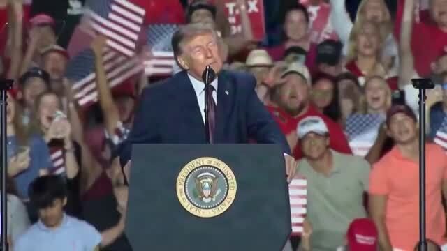 Trump: I Want to Say Hello to a Place Called Mobile, It Sort of Began Here, ‘We Love Alabama’