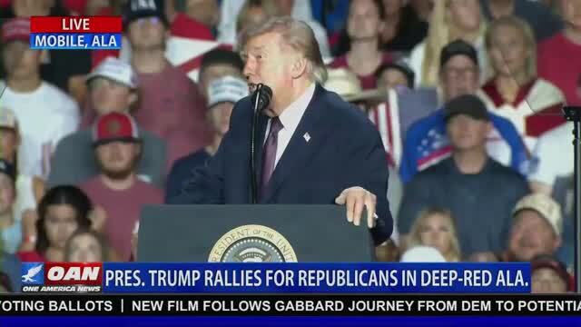 Trump Praises ‘Great Republican Strategist’ Laura Loomer: ‘A Killer’