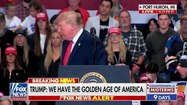 ‘One Hell of a Beautiful A**!’ Trump Raves About Nicki Minaj’s Derriere in Wild Moment at Rally